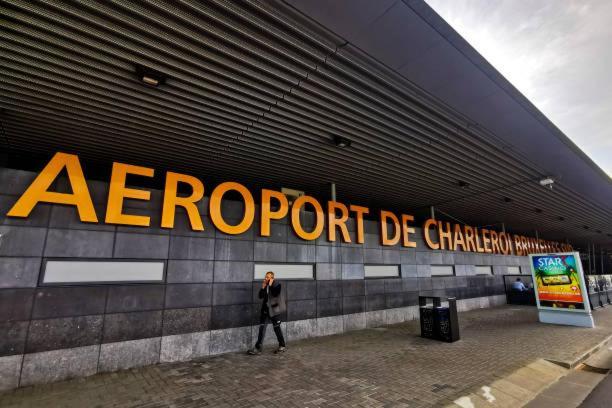 Jean 1b Brussels-charleroi-airport * Charleroi